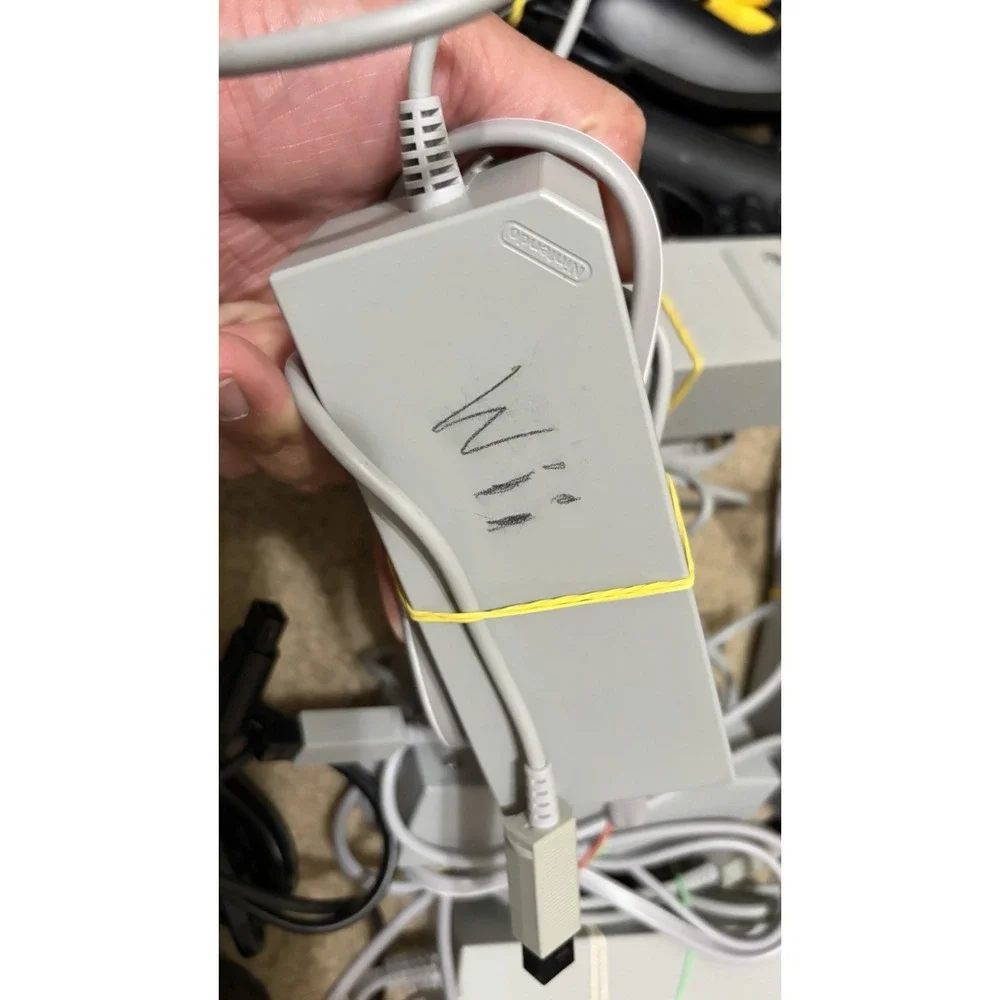 Lot of 6 Official OEM Nintendo Wii Wii U AC Power Supply Adapter Cords And More